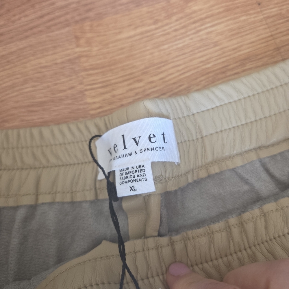 VELVET Graham and Spencer XL Vegan Leather Pants NWT Faux Leather Cream - Picture 9 of 11